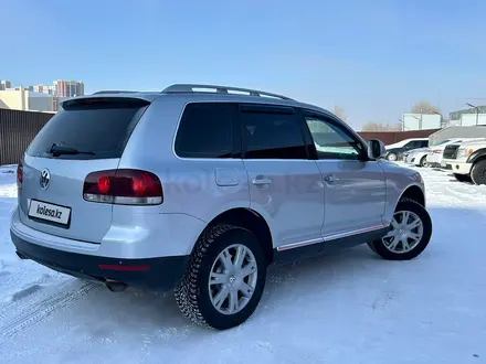 Volkswagen Touareg 2007 года за 6 999 000 тг. в Караганда – фото 3