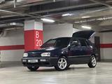 Volkswagen Golf 1995 годаүшін2 050 000 тг. в Тараз