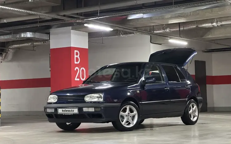 Volkswagen Golf 1995 годаүшін2 050 000 тг. в Тараз