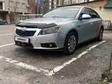 Chevrolet Cruze 2010 года за 3 400 000 тг. в Алматы – фото 4