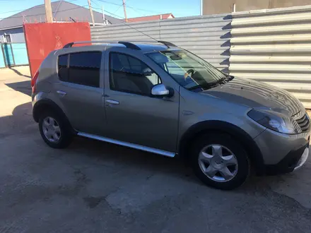 Renault Sandero Stepway 2014 года за 4 300 000 тг. в Атырау – фото 4