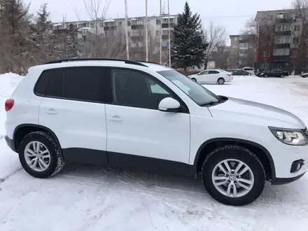 Volkswagen Tiguan 2014 года за 8 100 000 тг. в Актобе – фото 4