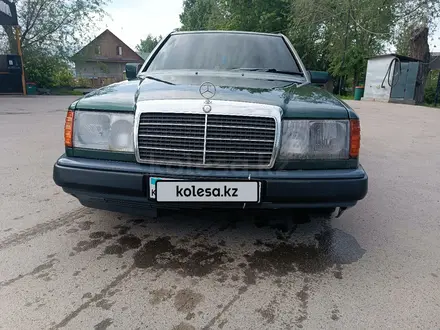 Mercedes-Benz E 230 1989 года за 1 500 000 тг. в Алматы – фото 3