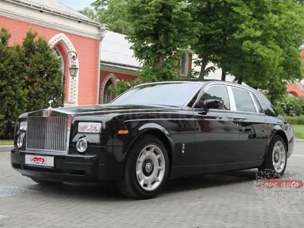 R21 Rolls-Royce Phantom за 300 000 тг. в Алматы – фото 21