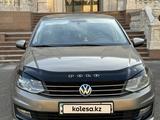 Volkswagen Polo 2019 года за 6 600 000 тг. в Атырау – фото 2