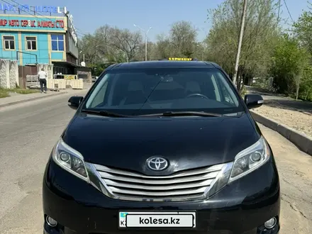 Toyota Sienna 2015 года за 16 000 000 тг. в Алматы – фото 2