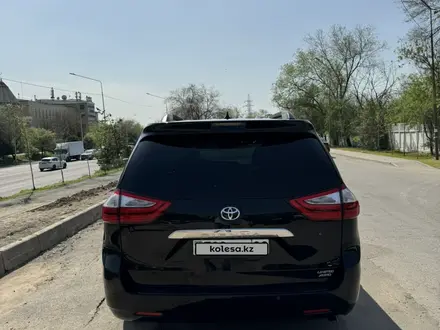 Toyota Sienna 2015 года за 16 000 000 тг. в Алматы – фото 7