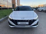 Hyundai Elantra 2022 года за 10 600 000 тг. в Петропавловск – фото 2