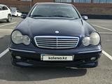 Mercedes-Benz C 320 2000 года за 3 000 000 тг. в Талгар – фото 4