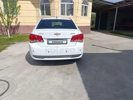 Chevrolet Cruze 2012 года за 2 600 000 тг. в Шу – фото 2