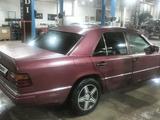 Mercedes-Benz E 230 1992 года за 1 000 000 тг. в Караганда – фото 3