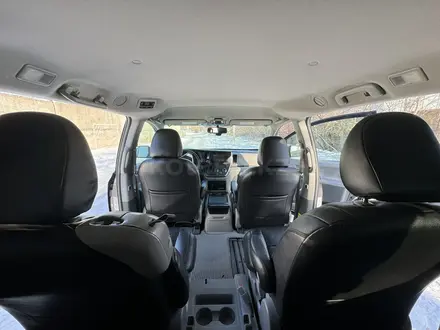 Toyota Sienna 2015 года за 14 000 000 тг. в Уральск – фото 12