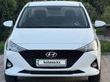 Hyundai Accent 2021 года за 7 800 000 тг. в Шымкент – фото 3