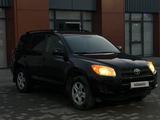 Toyota RAV4 2010 годаfor8 000 000 тг. в Актау