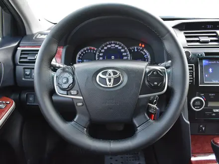 Toyota Camry 2012 года за 8 750 000 тг. в Атырау – фото 11