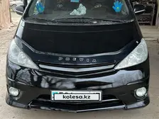 Toyota Previa, 2004