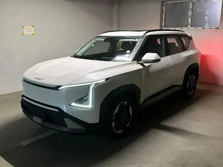 Kia EV5 2024 года за 13 800 000 тг. в Алматы – фото 3