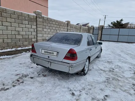 Mercedes-Benz C 200 1995 года за 1 300 000 тг. в Астана – фото 24