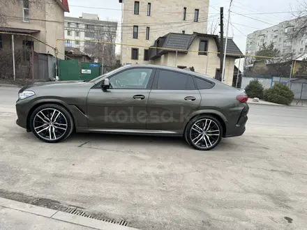 BMW X6 2021 года за 42 500 000 тг. в Алматы – фото 3