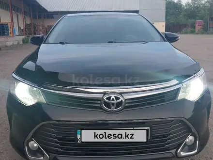 Toyota Camry 2015 года за 11 200 000 тг. в Усть-Каменогорск