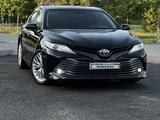 Toyota Camry 2019 года за 13 300 000 тг. в Астана – фото 3