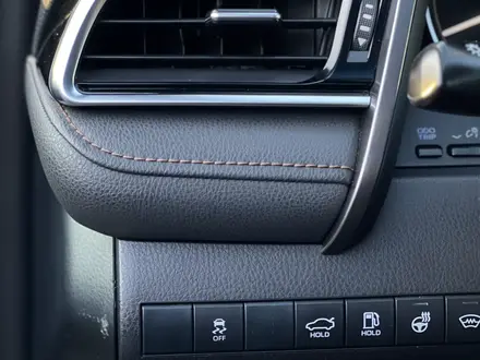 Toyota Camry 2019 года за 13 300 000 тг. в Астана – фото 11