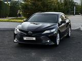 Toyota Camry 2019 года за 13 300 000 тг. в Астана