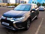 Mitsubishi Outlander 2019 года за 10 000 000 тг. в Астана