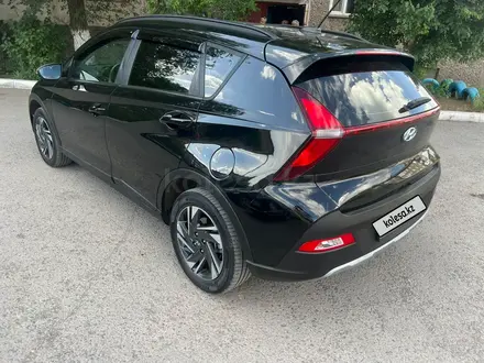 Hyundai Bayon 2023 года за 6 790 000 тг. в Караганда – фото 4