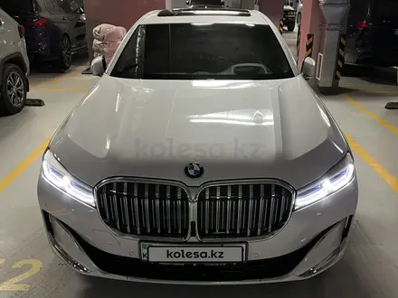 BMW 740 2022 года за 49 000 000 тг. в Алматы – фото 12
