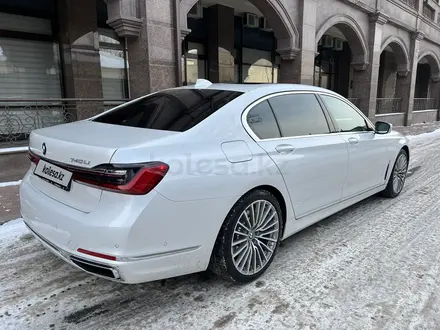BMW 740 2022 года за 49 000 000 тг. в Алматы – фото 3