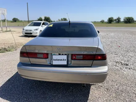 Toyota Camry 1998 года за 4 200 000 тг. в Жетысай – фото 3