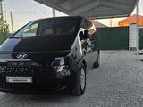 Hyundai Staria 2024 годаүшін20 000 000 тг. в Атырау – фото 2