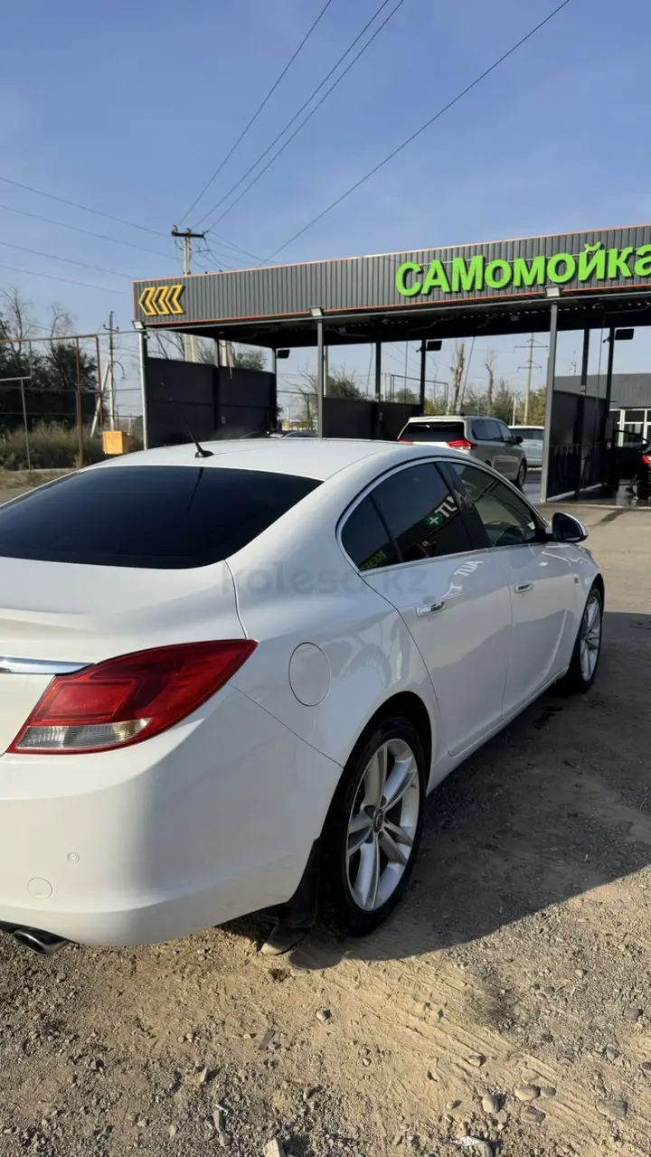 Opel Insignia, 2011