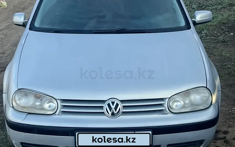 Volkswagen Golf 1998 года за 2 100 000 тг. в Актобе