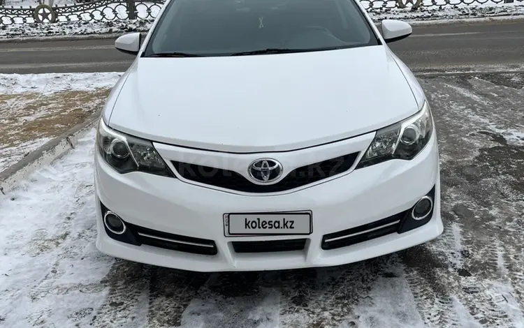 Toyota Camry 2014 годаүшін6 000 000 тг. в Актобе