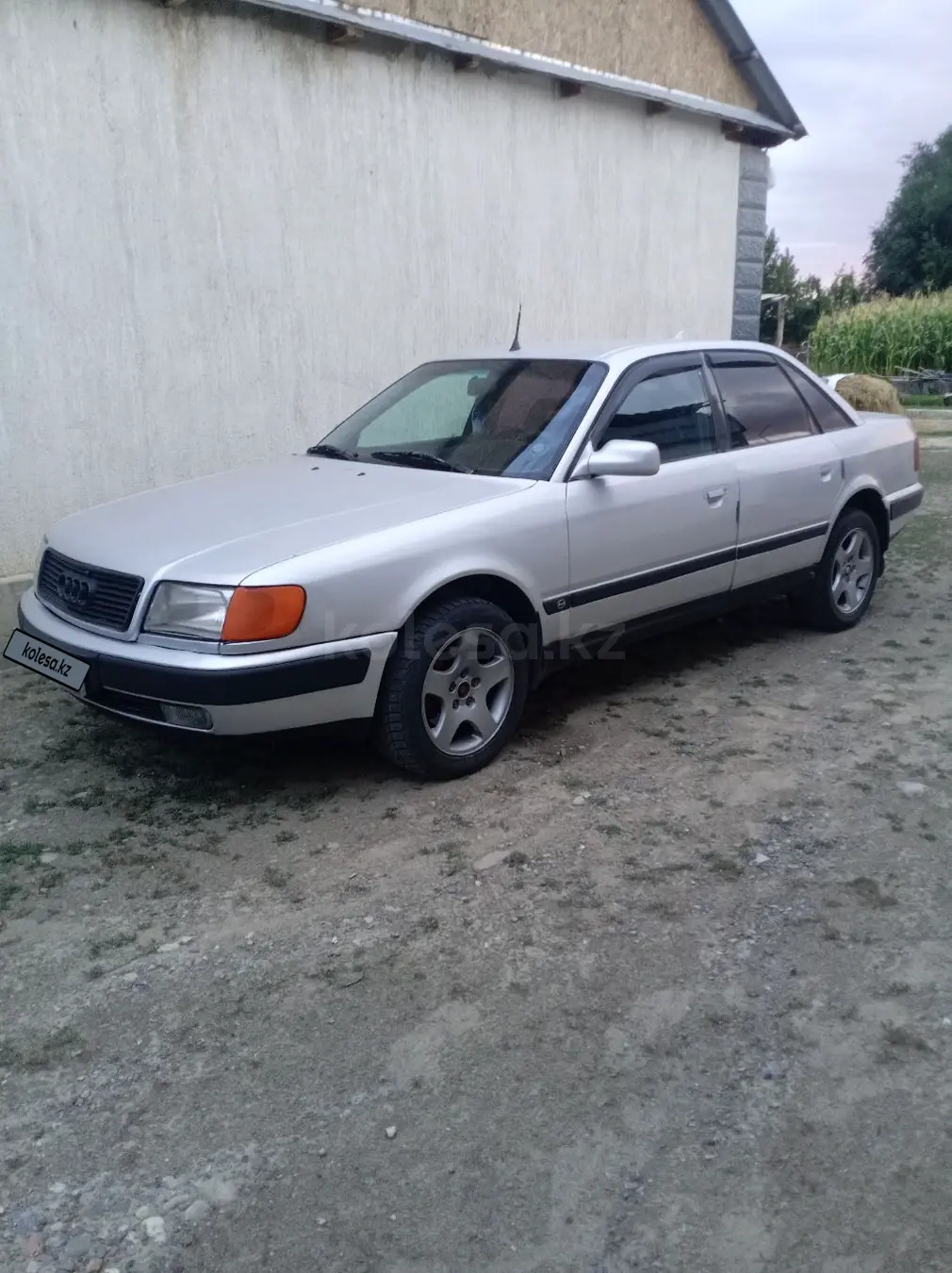 Audi 100, 1993