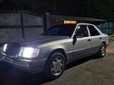 Mercedes-Benz E 280 1992 года за 2 500 000 тг. в Алматы – фото 4