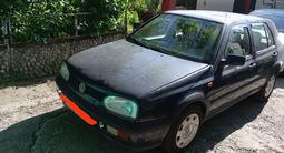 Volkswagen Golf 1993 года за 1 800 000 тг. в Алматы