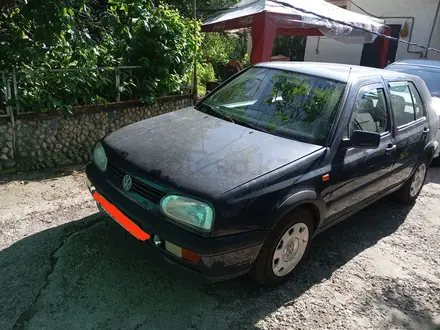 Volkswagen Golf 1993 года за 1 800 000 тг. в Алматы