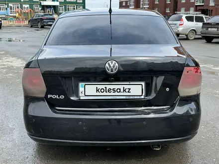 Volkswagen Polo 2012 года за 2 000 000 тг. в Актобе – фото 12