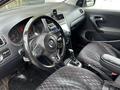 Volkswagen Polo 2012 года за 2 000 000 тг. в Актобе – фото 17