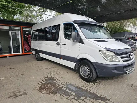 Mercedes-Benz Sprinter 2010 года за 14 500 000 тг. в Алматы – фото 4