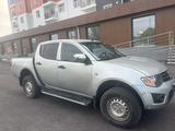 Mitsubishi L200 2012 года за 5 500 000 тг. в Шымкент – фото 2