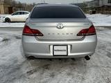 Toyota Avalon 2008 года за 7 600 000 тг. в Атырау – фото 4