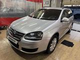 Volkswagen Golf 2007 годаүшін4 400 000 тг. в Астана – фото 2