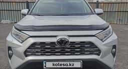 Toyota RAV4 2020 года за 15 700 000 тг. в Караганда – фото 3