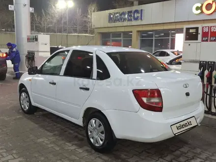 ВАЗ (Lada) Granta 2190 2014 года за 1 750 000 тг. в Алматы – фото 3