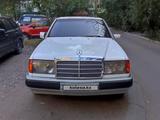 Mercedes-Benz E 230 1991 года за 2 800 000 тг. в Усть-Каменогорск – фото 5