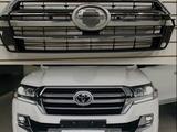 Решётки радиатора на Toyota Land Cruiser 200 за 5 000 тг. в Алматы – фото 3